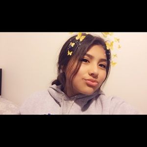 Meet your Posher, Reyna